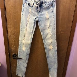 H&M ripped acid washed jeans